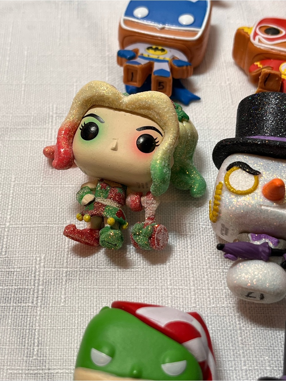 Funko DC & Holiday Mini Figure Lot
2023 DC Super Heroes
Collectible - Picture 9 of 11